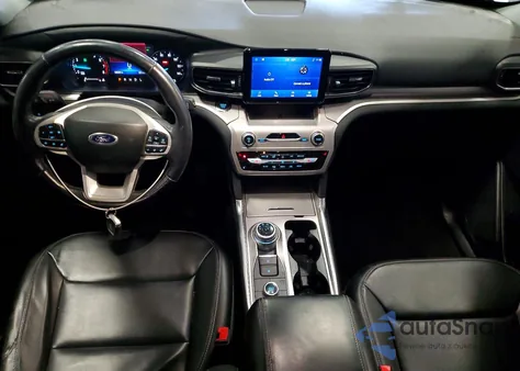 2022 Ford Explorer Xlt z USA, uszkodzony, nr VIN 1FMSK8DH3NGA38415